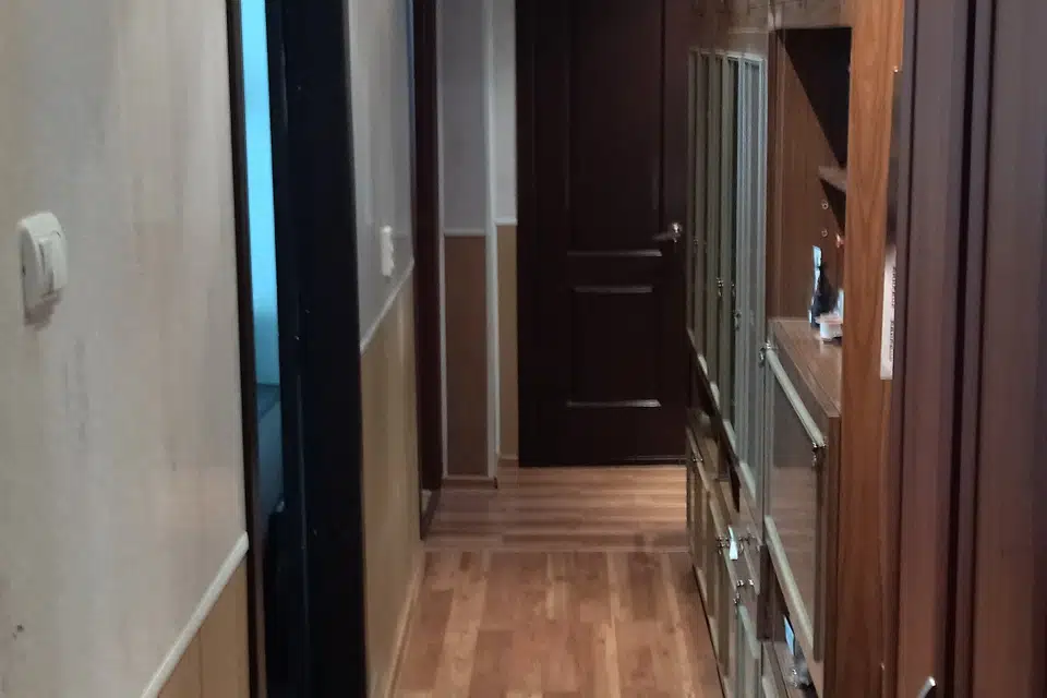 Продаётся 3-комнатная квартира, 57.8 м²