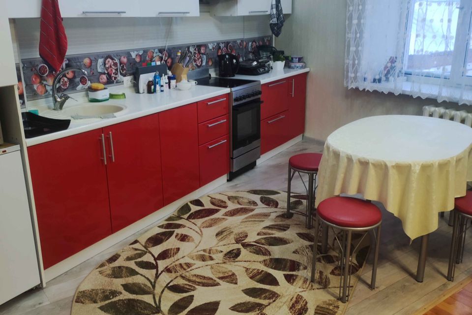 Продаётся 3-комнатная квартира, 76.3 м²