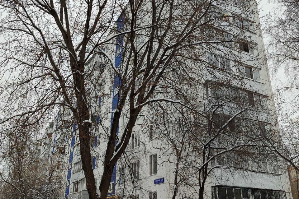 Продаётся 4-комнатная квартира, 62.5 м²