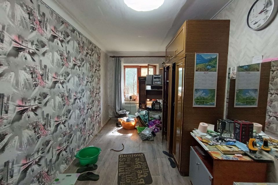 Продаётся комната в 1-комн. квартире, 14 м²