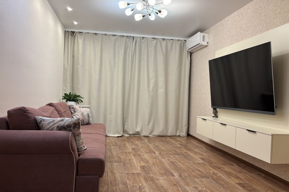 Продаётся 3-комнатная квартира, 57.4 м²