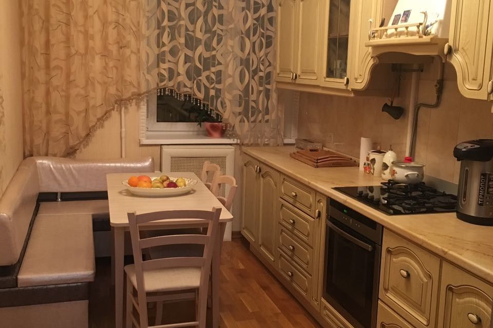 Продаётся 3-комнатная квартира, 70 м²