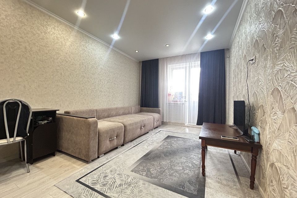 Продаётся 1-комнатная квартира, 43.3 м²