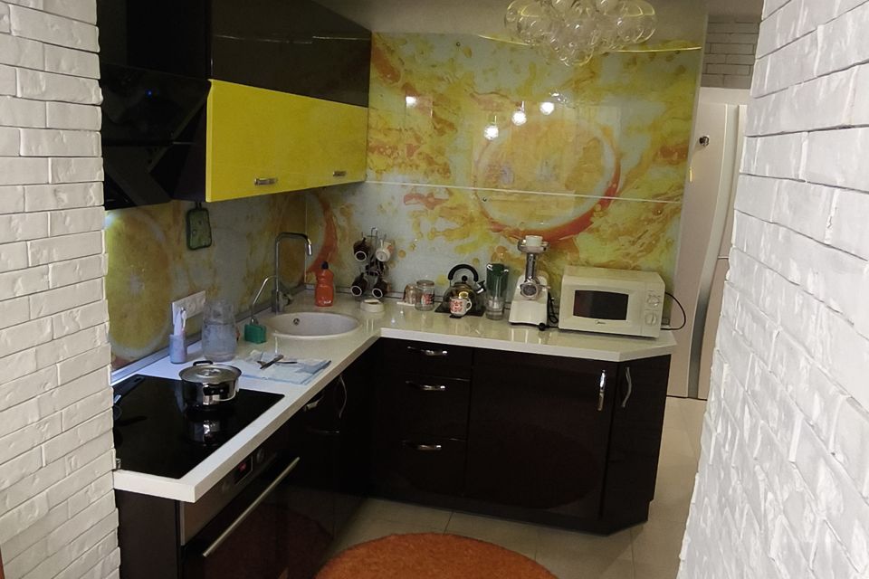 Продаётся 1-комнатная квартира, 41.8 м²