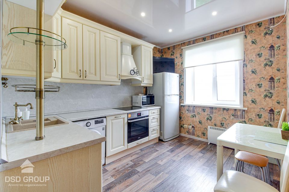 Продаётся 2-комнатная квартира, 66.7 м²