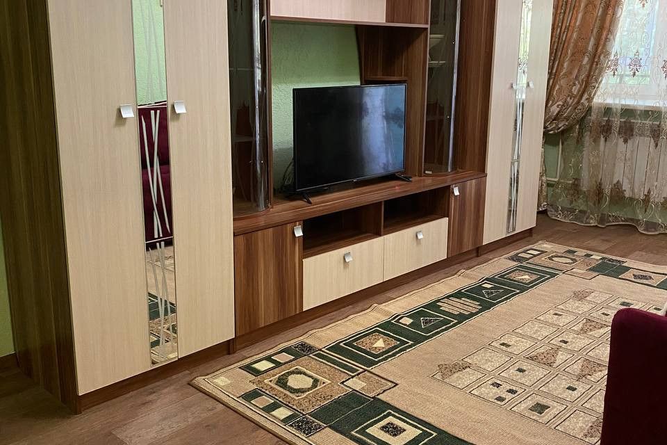 Сдаётся 1-комнатная квартира, 40 м²