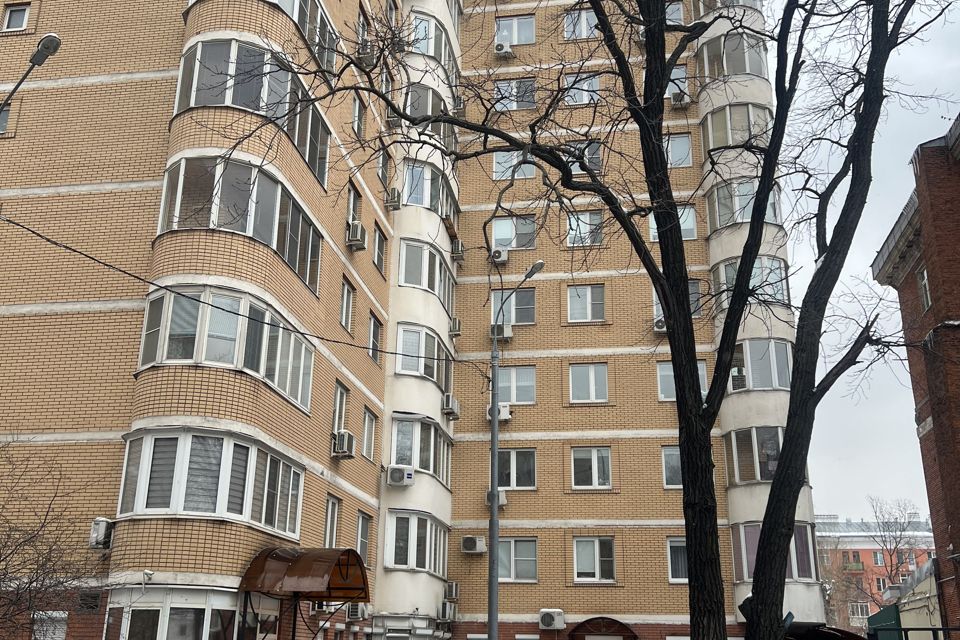 Продаётся 2-комнатная квартира, 72.2 м²