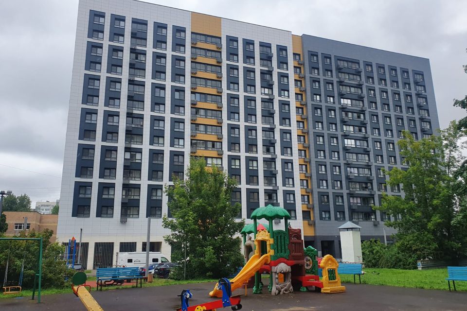 Продаётся 2-комнатная квартира, 61.2 м²
