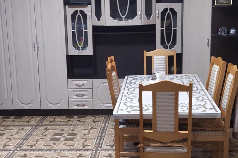 Сдаётся 3-комнатная квартира, 72 м²