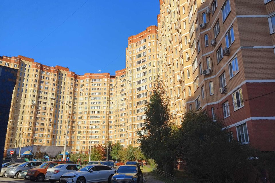 Продаётся комната в 3-комн. квартире, 9 м²