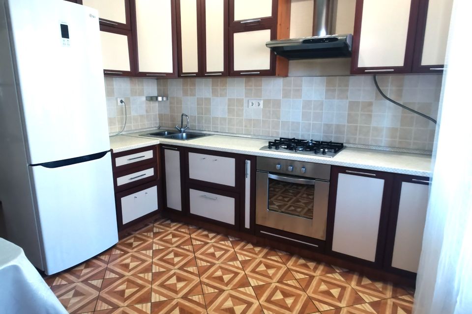 Продаётся 1-комнатная квартира, 46 м²