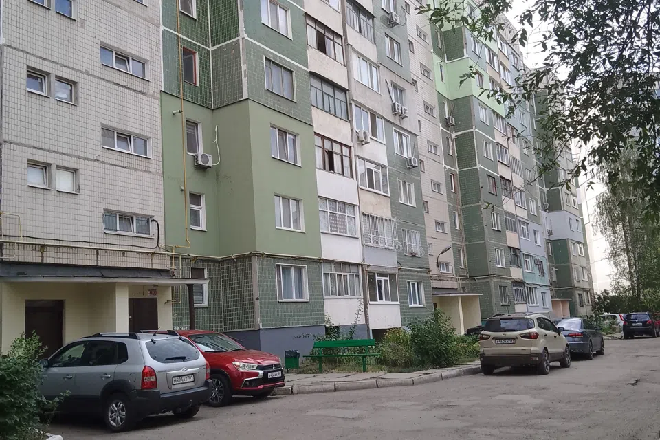 Продаётся 4-комнатная квартира, 96.8 м²
