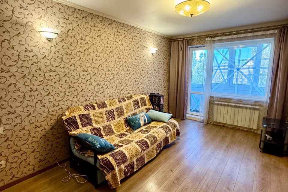 Продаётся 3-комнатная квартира, 65 м²