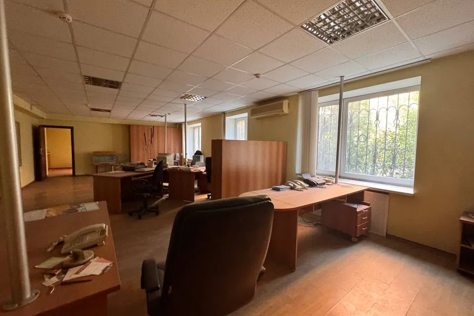Продаётся помещение своб. назначения, 180 м²