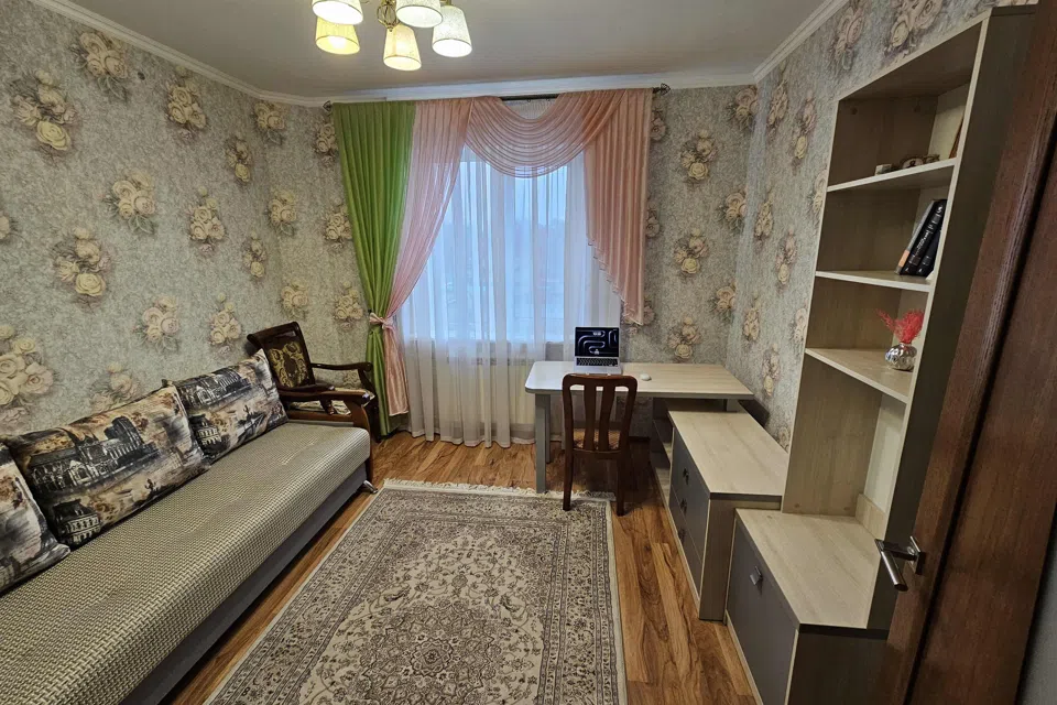 Продаётся 4-комнатная квартира, 84.9 м²