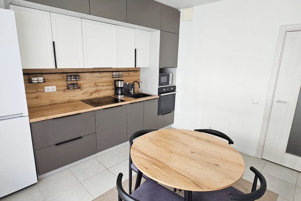 Продаётся 2-комнатная квартира, 64.4 м²