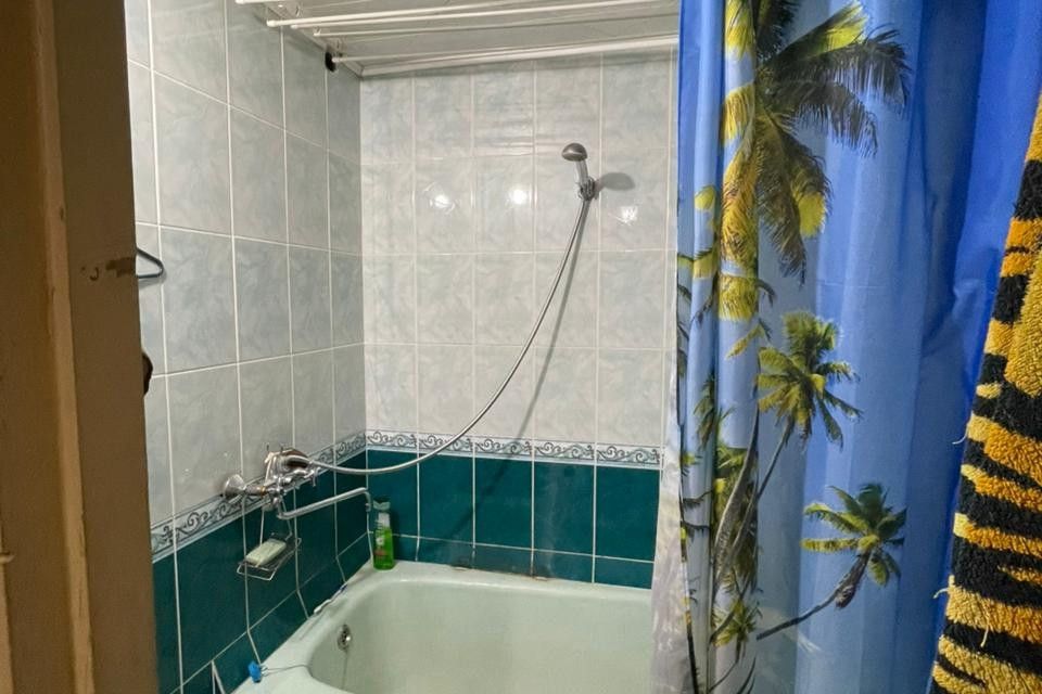 Продаётся 1-комнатная квартира, 41 м²