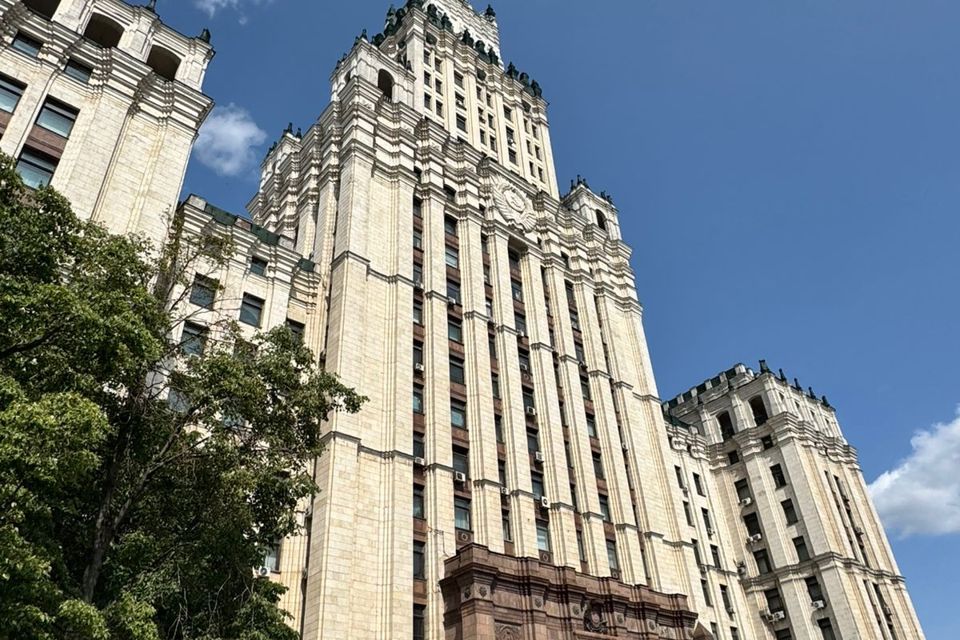 Продаётся 3-комнатная квартира, 81.3 м²
