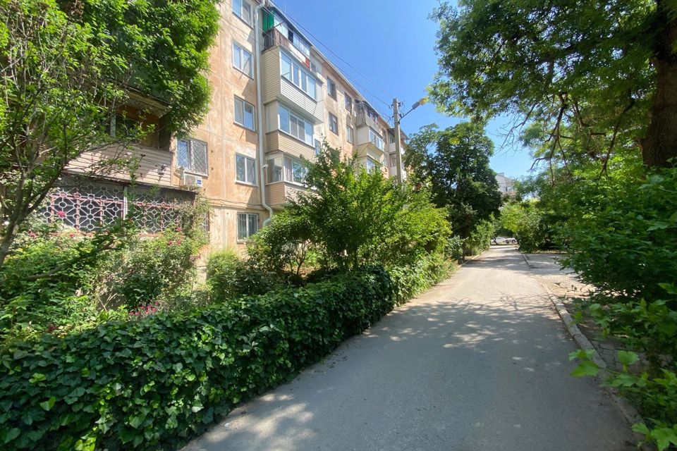 Продаётся 2-комнатная квартира, 42.6 м²