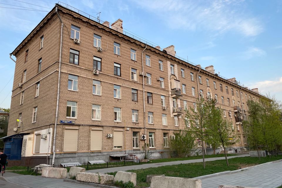 Продаётся 4-комнатная квартира, 103 м²