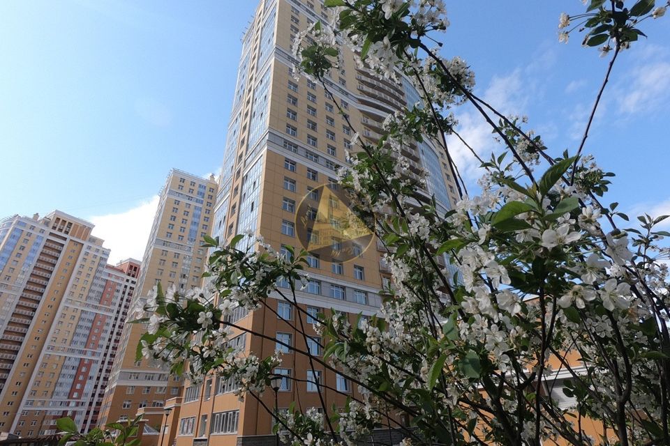 Продаётся 3-комнатная квартира, 103.18 м²
