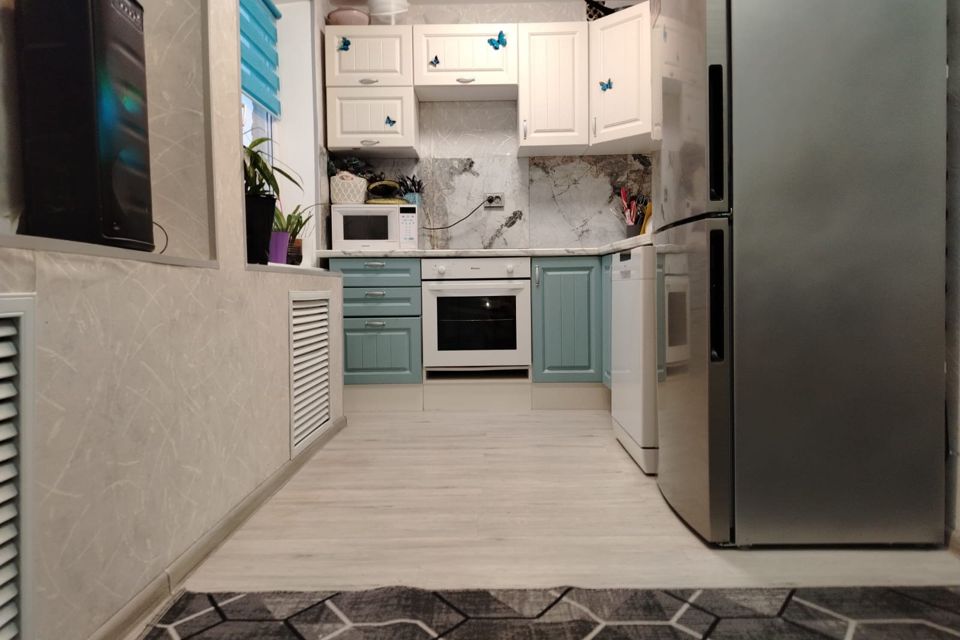 Продаётся 4-комнатная квартира, 59.1 м²