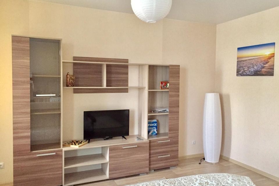 Сдаётся 2-комнатная квартира, 57 м²