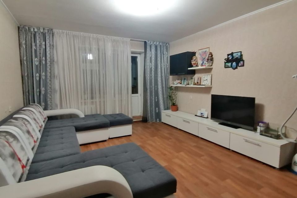 Продаётся 2-комнатная квартира, 69.9 м²