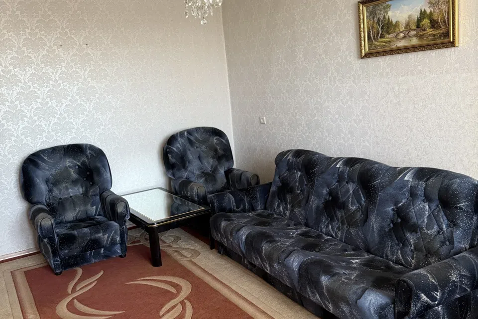 Продаётся 4-комнатная квартира, 86 м²