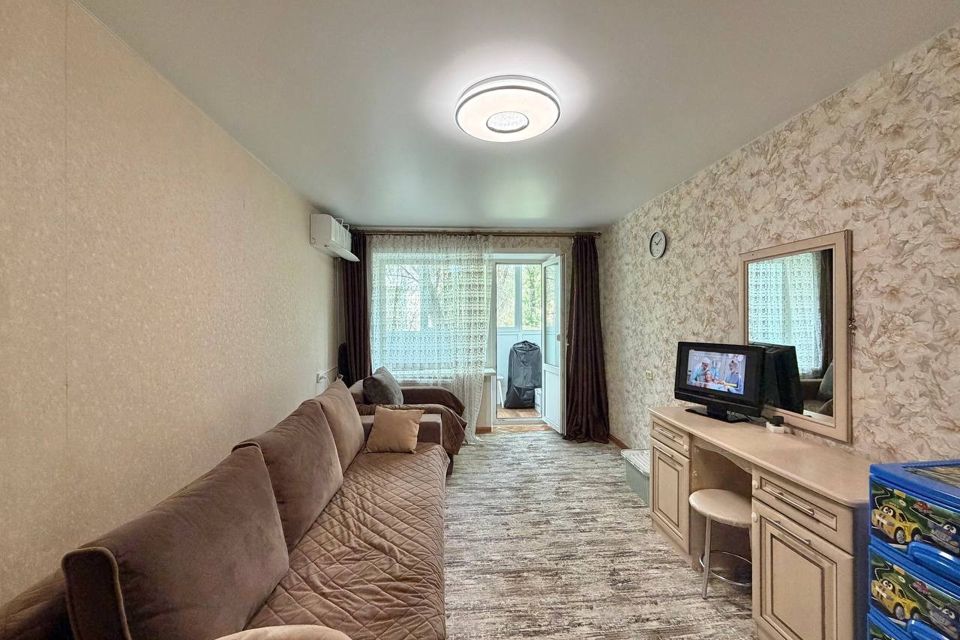 Продаётся 1-комнатная квартира, 32 м²