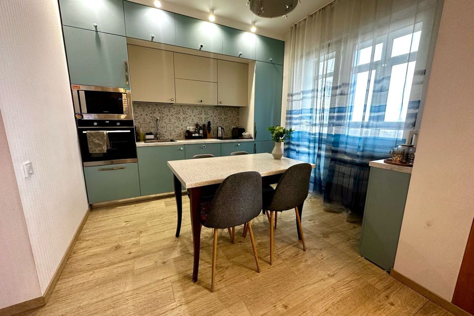 Продаётся 3-комнатная квартира, 68 м²
