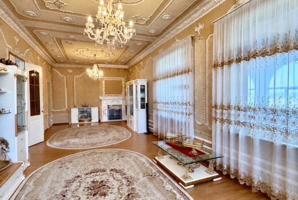 Продаётся 2-этажный дом, 274 м²