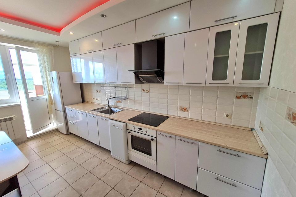 Продаётся 3-комнатная квартира, 83.9 м²