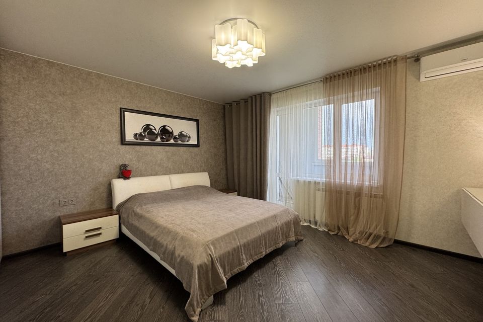 Продаётся 4-комнатная квартира, 121.1 м²
