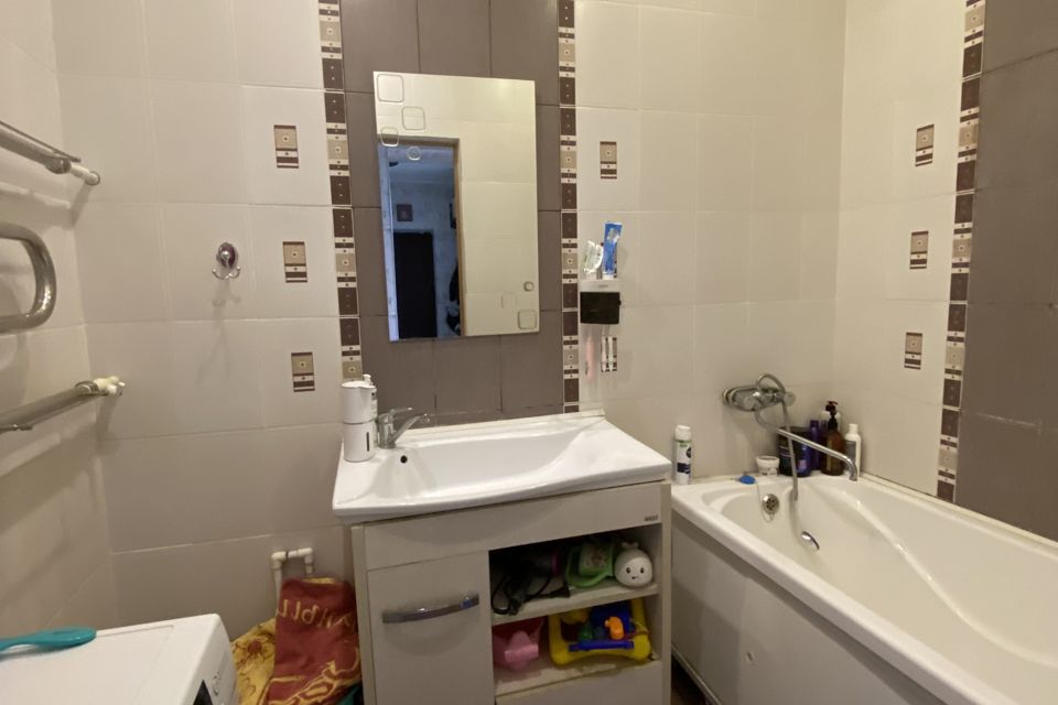 Продаётся 3-комнатная квартира, 79.5 м²