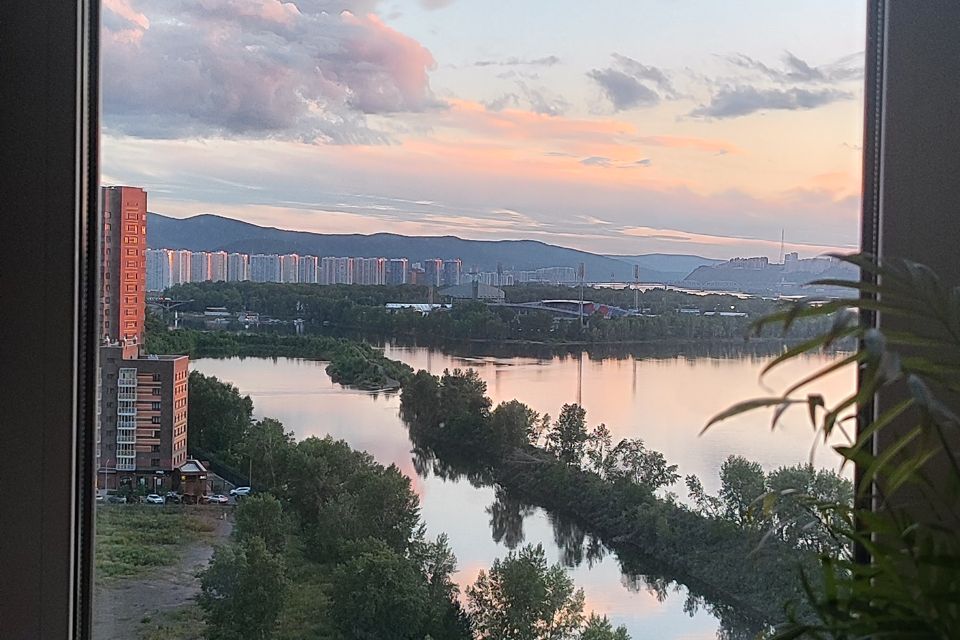Продаётся 1-комнатная квартира, 41.6 м²