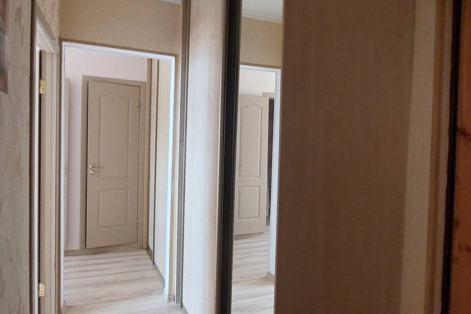 Продаётся 2-комнатная квартира, 55.6 м²