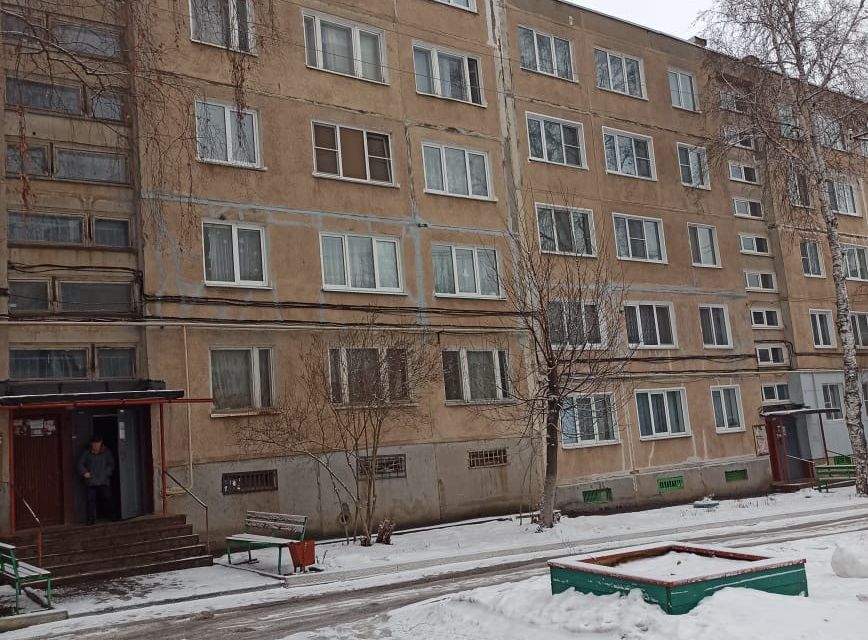 Продаётся 3-комнатная квартира, 64 м²