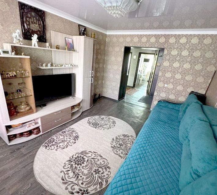 Продаётся 3-комнатная квартира, 59.5 м²