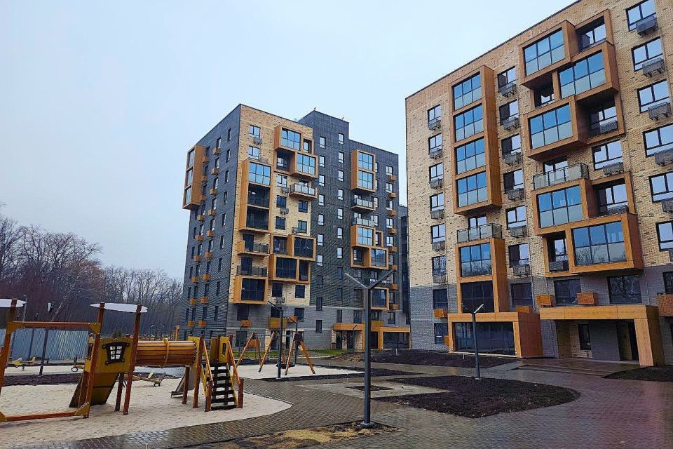 Продаётся 1-комнатная квартира, 49.7 м²