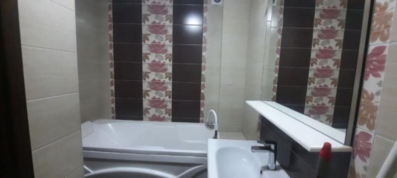 Продаётся 3-комнатная квартира, 70 м²