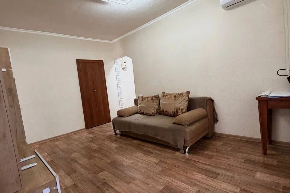 Продаётся 3-комнатная квартира, 41 м²