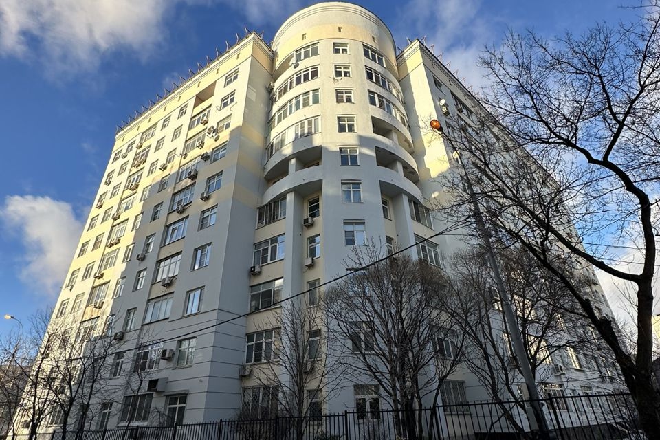 Продаётся 4-комнатная квартира, 120.8 м²