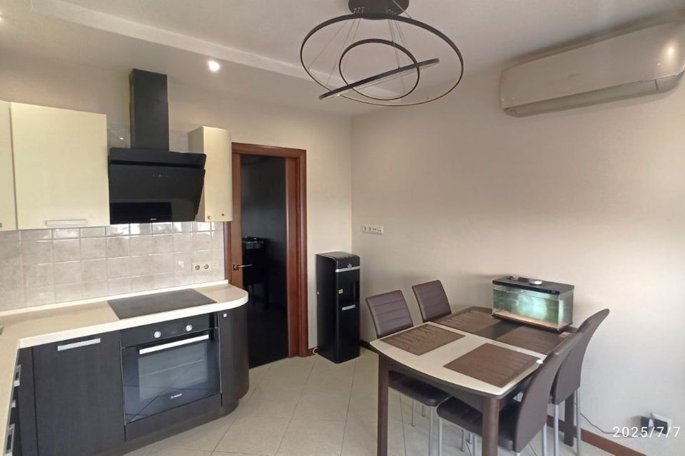 Продаётся 2-комнатная квартира, 59 м²