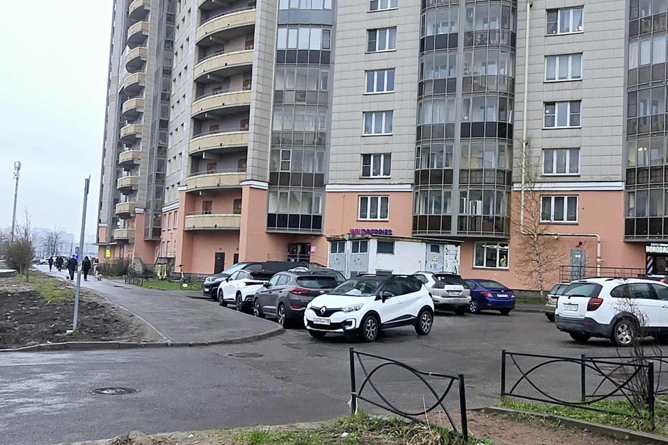 Продаётся 1-комнатная квартира, 42.1 м²