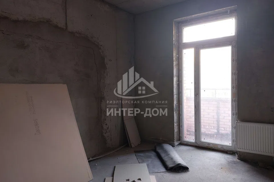 Продаётся 4-комнатная квартира, 137 м²
