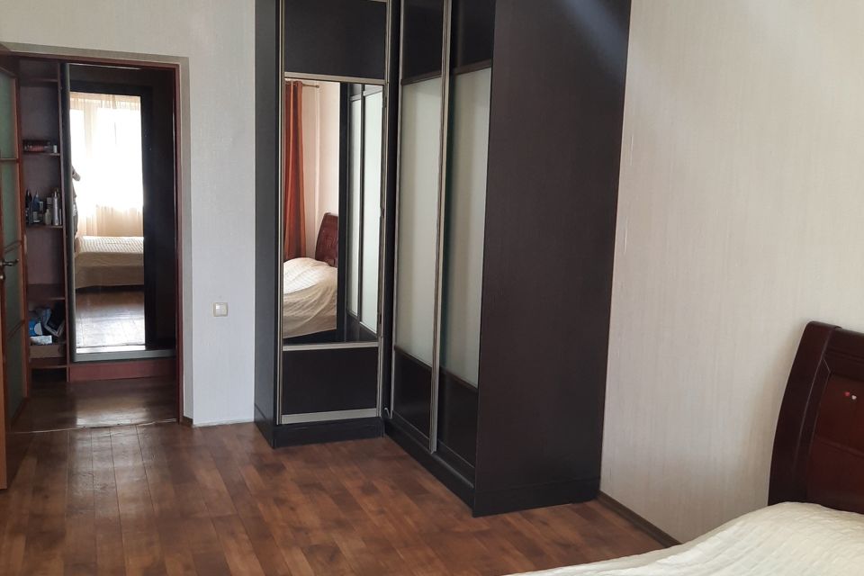 Продаётся 4-комнатная квартира, 86 м²