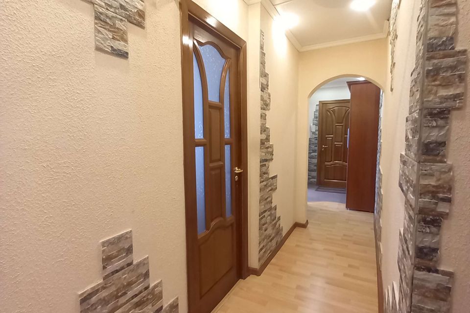 Продаётся 3-комнатная квартира, 66.9 м²