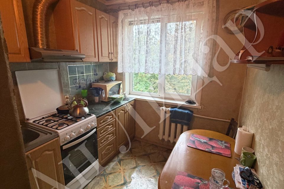 Продаётся 3-комнатная квартира, 60.8 м²
