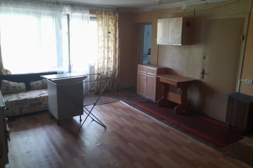 Продаётся комната в 4-комн. квартире, 12 м²